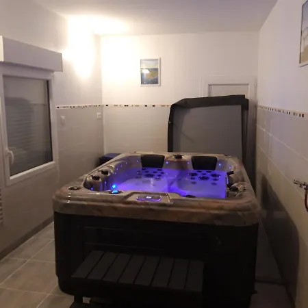 Prázdninový dům Villa 2Ch Jaccuzi & Sauna A 500M De La Plage - Vue Mer *